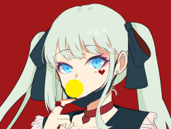 初月_